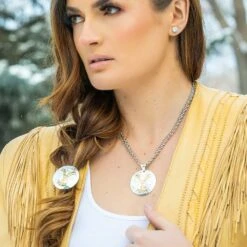 Yellowstone Dutton Y Yellowstone Silver Necklace -Bioworld Shop YELPTC195 mod