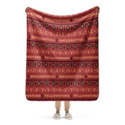 Yellowstone Holiday Aztec Sherpa Blanket -Bioworld Shop YS HLDY 136 101725 LIFE3