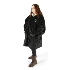 Bioworld Shop -Bioworld Shop YSComfyblackmodelanglemerch1x1 95A4024